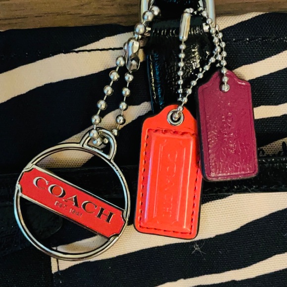 Coach Zebra Print shoulder bag - Picture 2 of 3